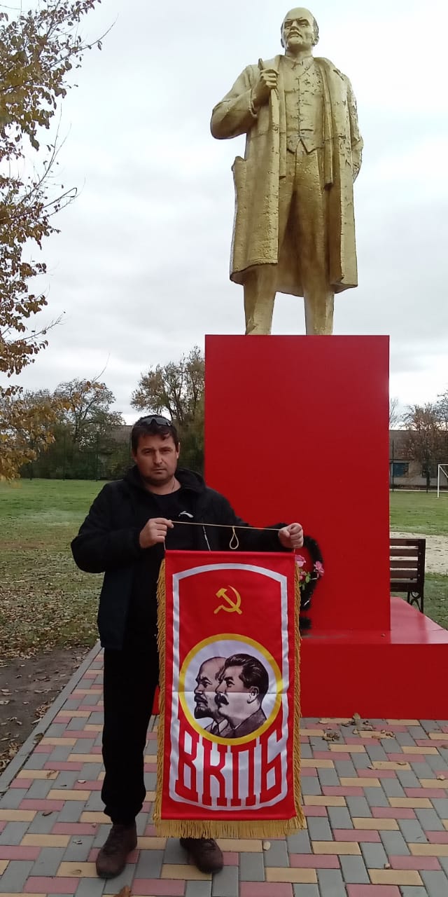 d947775f 7301 4269 9f6f cb4798c8dab2